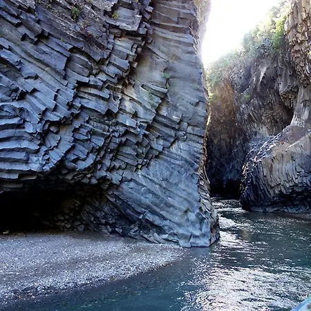 Casa Belvedere Gole Alcantara Διαμέρισμα Motta Camastra